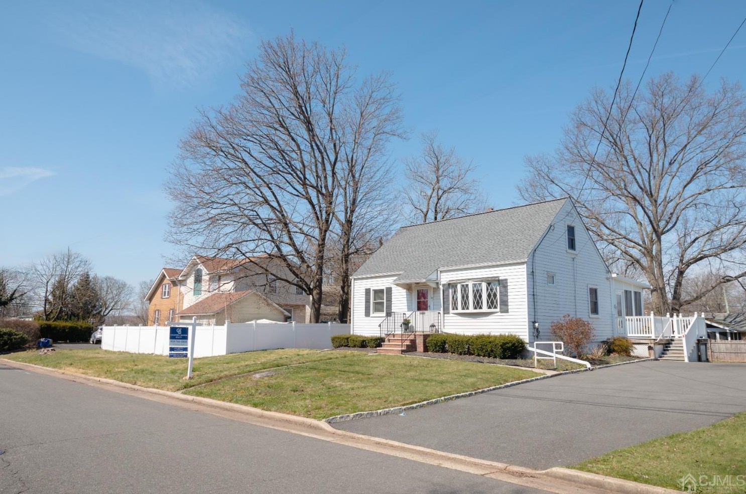 90 Lafayette St, Piscataway, NJ 08854
