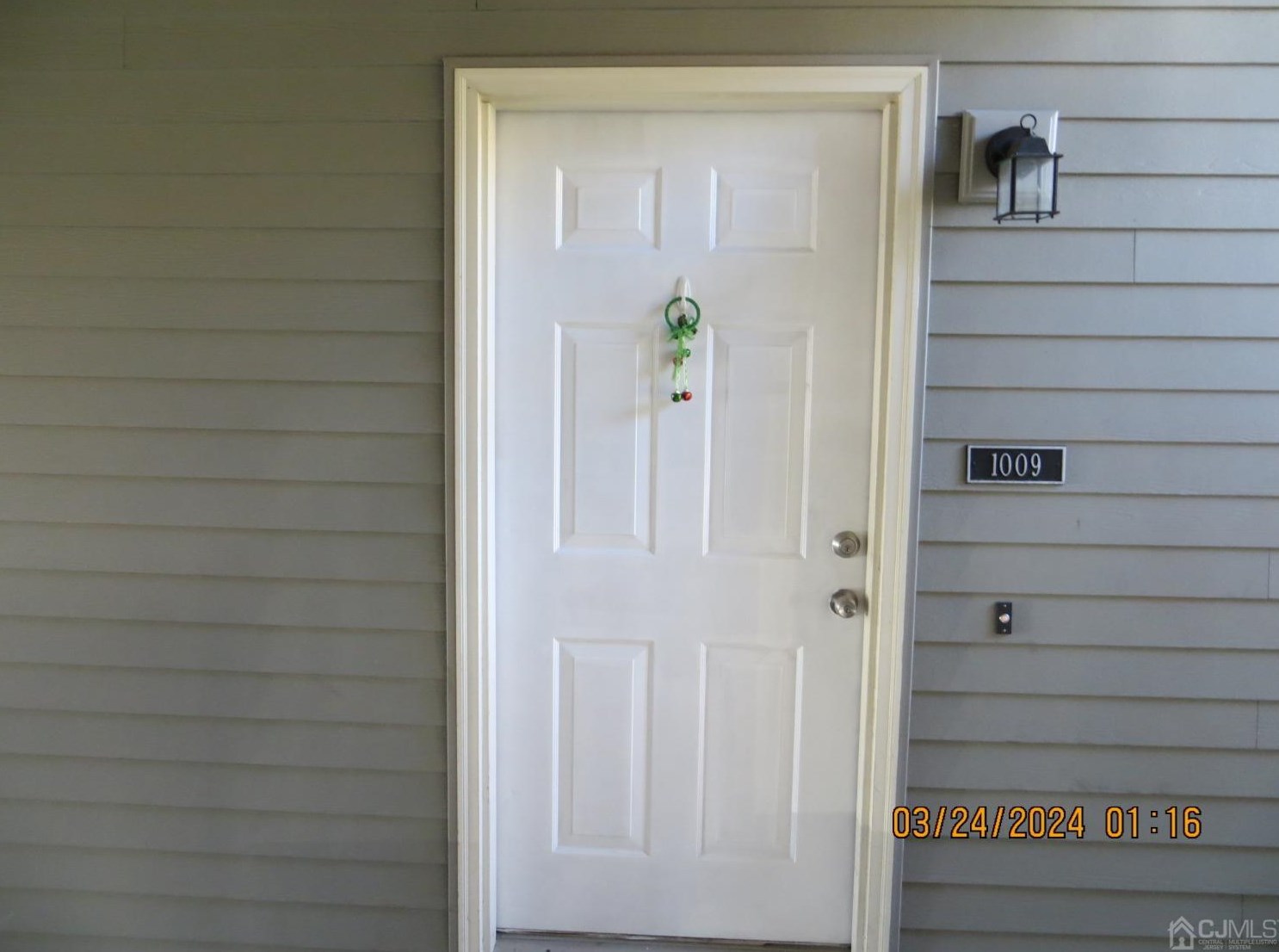 1009 Ravens Crest Dr, Plainsboro, NJ 08536