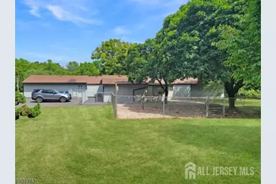 1025 Rt 523, Flemington, NJ 08822 - Photo 4
