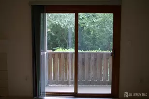 422 Ravens Crest Dr, Plainsboro Township, NJ 08536 - Photo 4