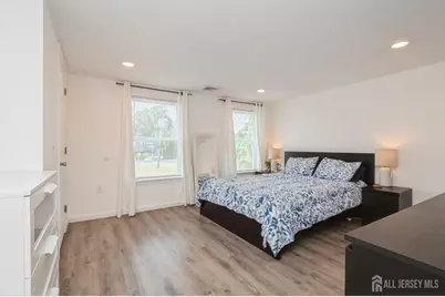 296 Oak Street, Sayreville, NJ 08879 - Photo 12