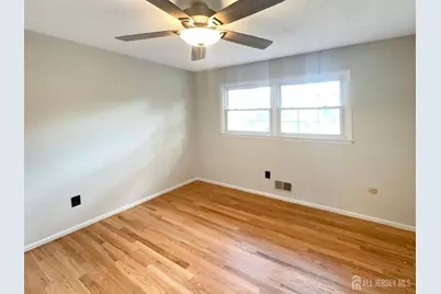 21 Buck Road, East Brunswick Township, NJ 08816 - Photo 14