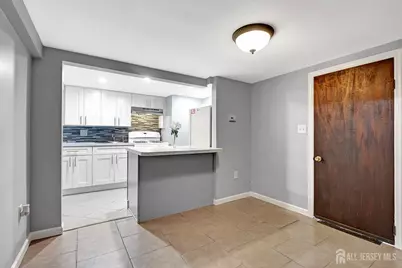 32 Kilfoyle Avenue, Fords, NJ 08863 - Photo 20