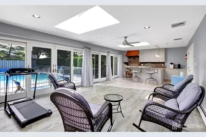 32 Kilfoyle Avenue, Fords, NJ 08863 - Photo 10