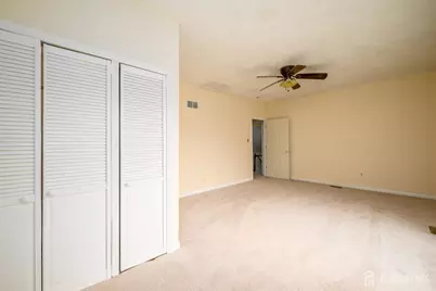65 Orange Street, Edison, NJ 08817 - Photo 20