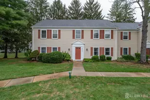 388 Orrington Ln, Monroe Township, NJ 08831 - Photo 2