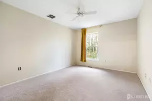 18 Parkside Dr, Jamesburg, NJ 08831 - Photo 16