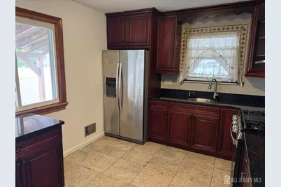 392 Durham Avenue, Edison, NJ 08817 - Photo 4