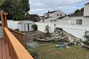 392 Durham Ave, Edison, NJ 08817 - Photo 10