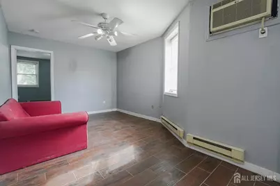 600 N 6th Street N #1103, Newark, NJ 07107 - Photo 2