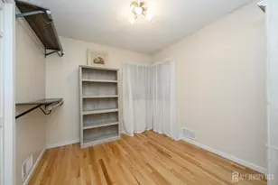 527 Albermarle St, Rahway, NJ 07065 - Photo 16