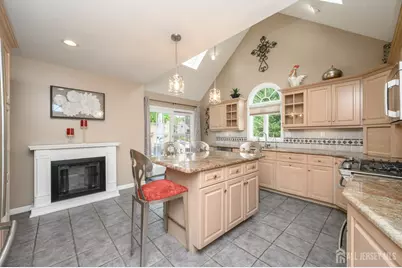 527 Albermarle Street, Rahway, NJ 07065 - Photo 8