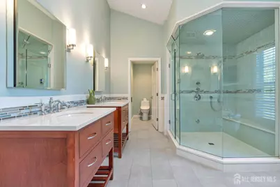 1 Kingsbridge Road, Franklin Township, NJ 08873 - Photo 26