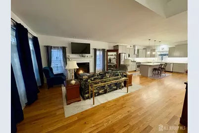 401 N Lincoln Avenue N, Middlesex, NJ 08846 - Photo 4