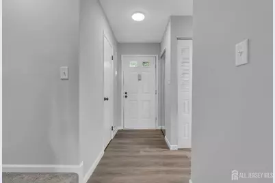 127 Berkshire Court, Piscataway Township, NJ 08843 - Photo 6