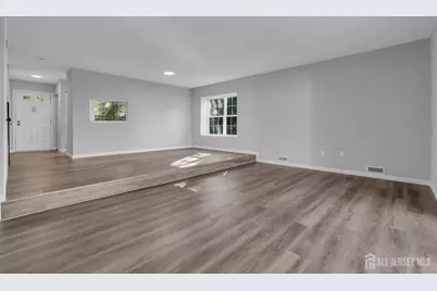 127 Berkshire Court, Piscataway Township, NJ 08843 - Photo 22