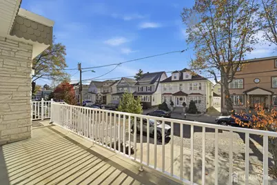 21 Lincoln Parkway, Bayonne, NJ 07002 - Photo 32
