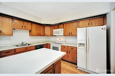 13 Benjamin Franklin Drive, Monroe Township, NJ 08831 - Photo 14