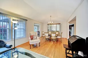 13 Benjamin Franklin Dr, Monroe Township, NJ 08831 - Photo 8