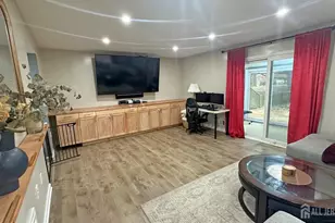 8 Cosgrove Ct, East Brunswick Township, NJ 08816 - Photo 18