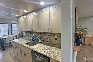 8 Cosgrove Ct, East Brunswick Township, NJ 08816 - Photo 16