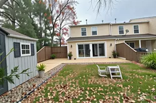 8 Cosgrove Ct, East Brunswick Township, NJ 08816 - Photo 6