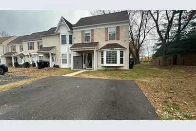 8 Cosgrove Court, East Brunswick Township, NJ 08816 - Photo 2