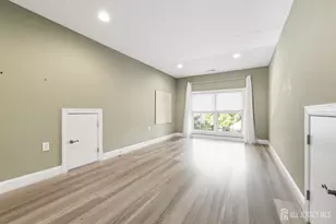 60 Saratoga Ct, Franklin Township, NJ 08873 - Photo 16