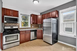 309-311 Pulaski St, Dunellen, NJ 08812 - Photo 8