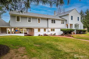 34 Prospect Ave, Plainsboro Township, NJ 08536 - Photo 2