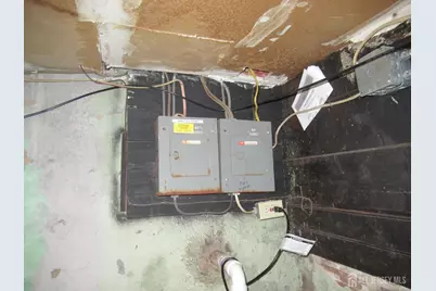 82 Pulaski Avenue, Carteret, NJ 07008 - Photo 38