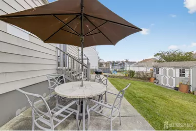 14 Sunnyside Drive, Carteret, NJ 07008 - Photo 28