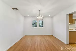 8 Periwinkle Pl, Colonia, NJ 07067 - Photo 14