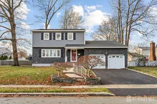 8 Periwinkle Pl, Colonia, NJ 07067 - Photo 6