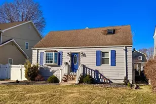 31 W Joffre Ave, Milltown, NJ 08850 - Photo 2