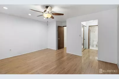 51 Malibu Court, Old Bridge Township, NJ 08857 - Photo 20