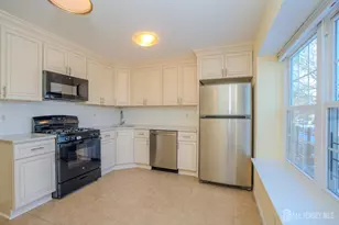 42 Chicopee Dr, Montgomery Township, NJ 08540 - Photo 12
