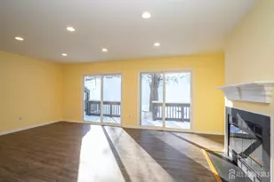 42 Chicopee Dr, Montgomery Township, NJ 08540 - Photo 6