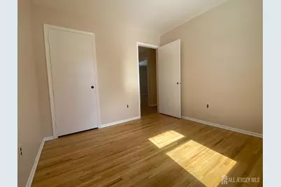 [Address not provided], Plainsboro Township, NJ 08536 - Photo 12