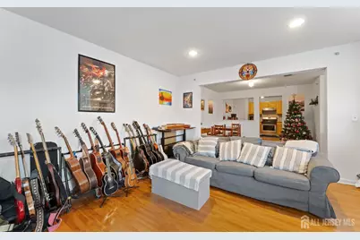 168 Forest Drive, Piscataway Township, NJ 08854 - Photo 6