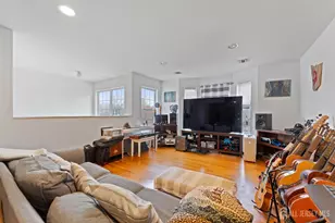 168 Forest Dr, Piscataway Township, NJ 08854 - Photo 8