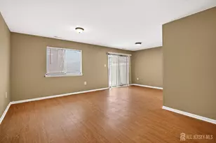 70 Hampshire Dr, Plainsboro Township, NJ 08536 - Photo 2