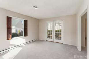 412 Oxford Ln, Monroe Township, NJ 08831 - Photo 6