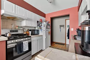 1300 Rock Ave, North Plainfield, NJ 07060 - Photo 6