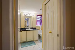 675 Yarborough Way, Monroe Township, NJ 08831 - Photo 40