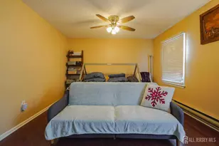 675 Yarborough Way, Monroe Township, NJ 08831 - Photo 28