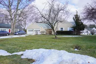 675 Yarborough Way, Monroe Township, NJ 08831 - Photo 2