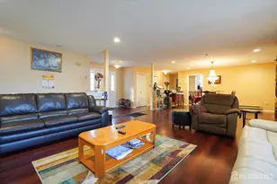 675 Yarborough Way, Monroe Township, NJ 08831 - Photo 12