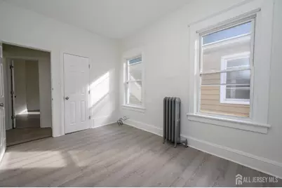 377 Delavan Street, New Brunswick, NJ 08901 - Photo 14