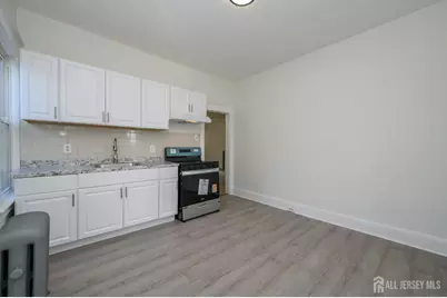 377 Delavan Street, New Brunswick, NJ 08901 - Photo 10
